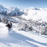 female-skier-in-les-deux-alpes-3,ar_1.5,w_1552,h_1035,